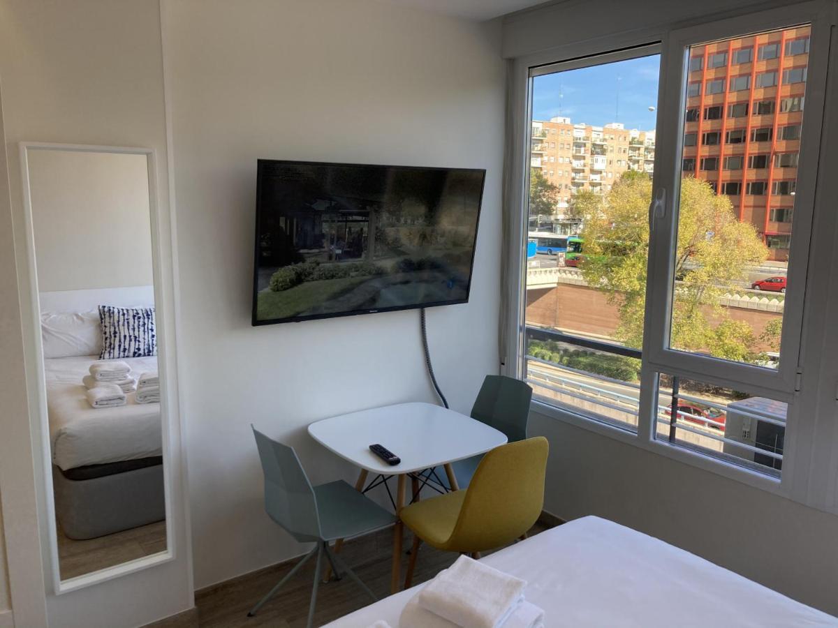 Castellana Skyline Madrid Apartments Exterior foto